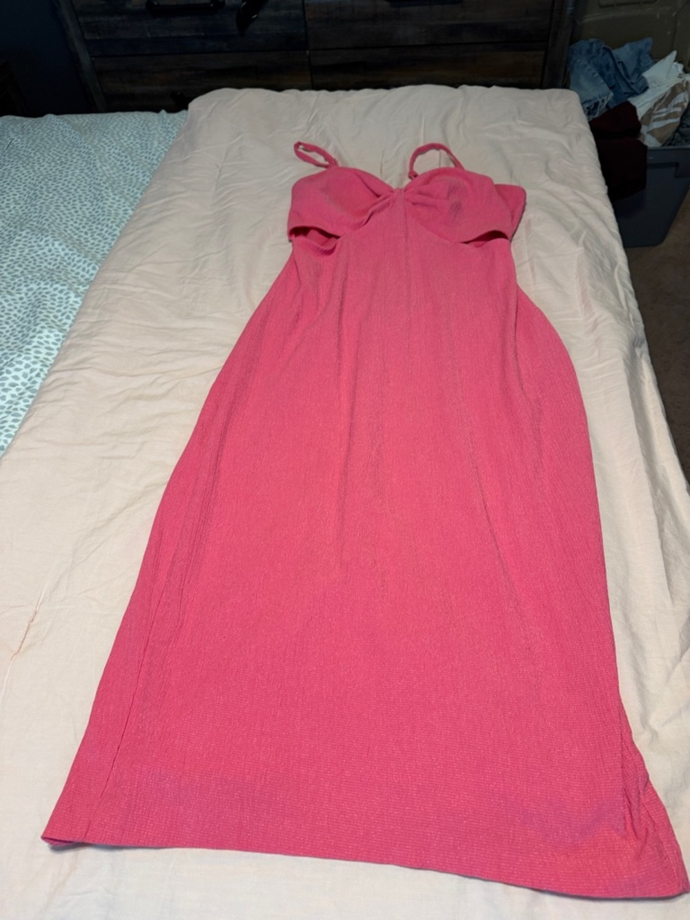 Guess Hot Pink Twist-Front Midi Dress - Picture 5 of 5